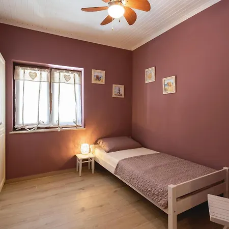 Lovely In With Outdoor Swimming Pool * Krnica
