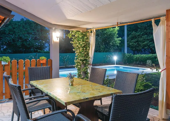 3 Bedroom Beautiful In *